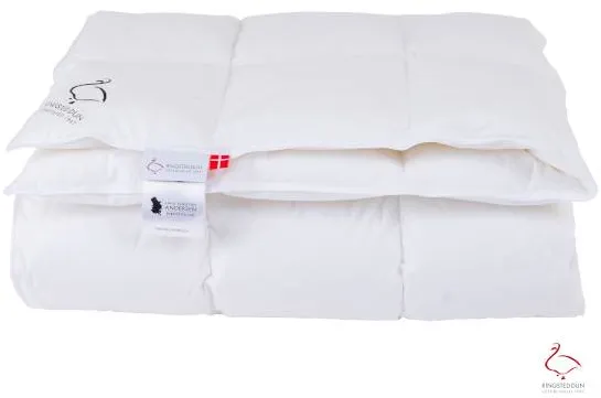 Ringsted Bettdecke - Die Schneekönigin - warm - 240x220 cm